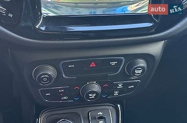 Позашляховик / Кросовер Jeep Compass 2017 в Києві