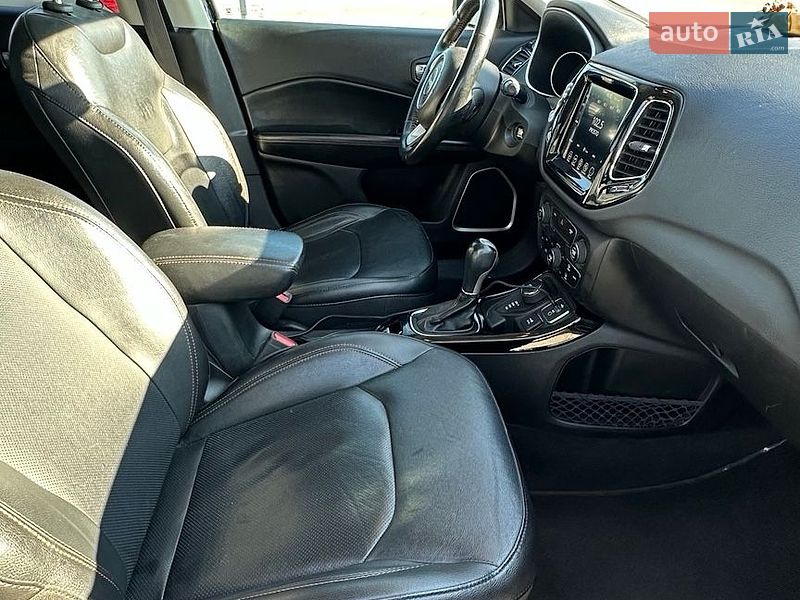 Позашляховик / Кросовер Jeep Compass 2017 в Києві