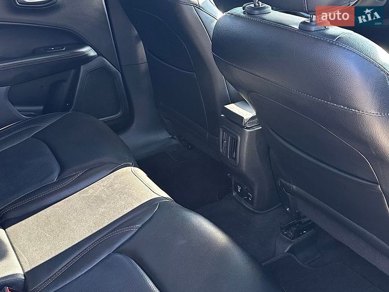 Позашляховик / Кросовер Jeep Compass 2017 в Києві
