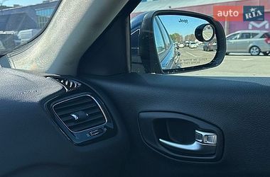 Позашляховик / Кросовер Jeep Compass 2017 в Києві