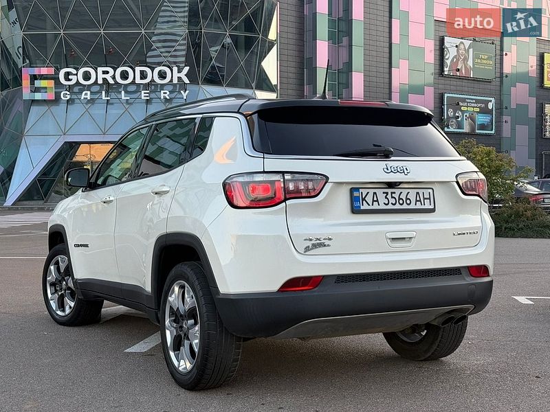 Внедорожник / Кроссовер Jeep Compass 2019 в Киеве