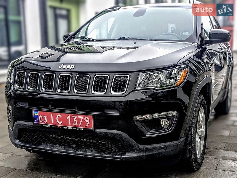 Внедорожник / Кроссовер Jeep Compass 2018 в Киеве