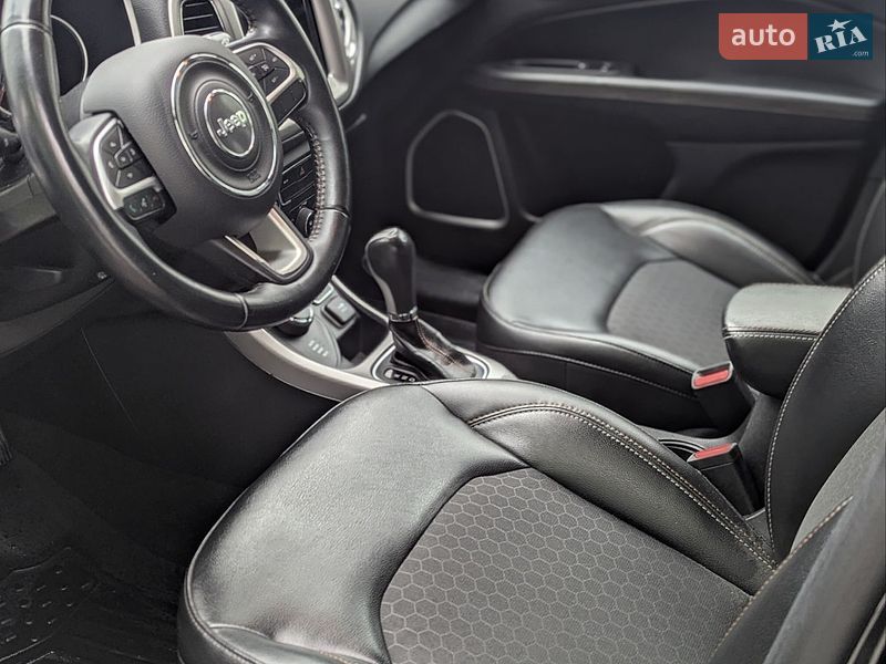 Внедорожник / Кроссовер Jeep Compass 2018 в Киеве