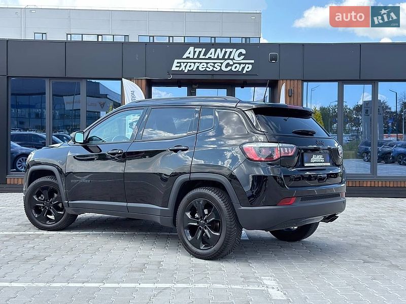 Внедорожник / Кроссовер Jeep Compass 2018 в Киеве