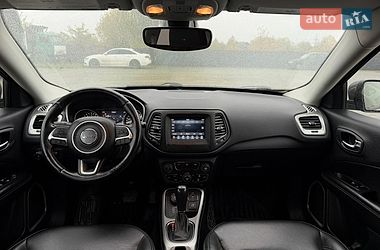 Внедорожник / Кроссовер Jeep Compass 2017 в Калуше