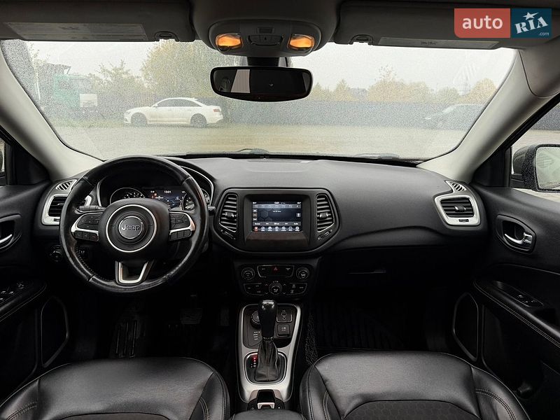 Внедорожник / Кроссовер Jeep Compass 2017 в Калуше