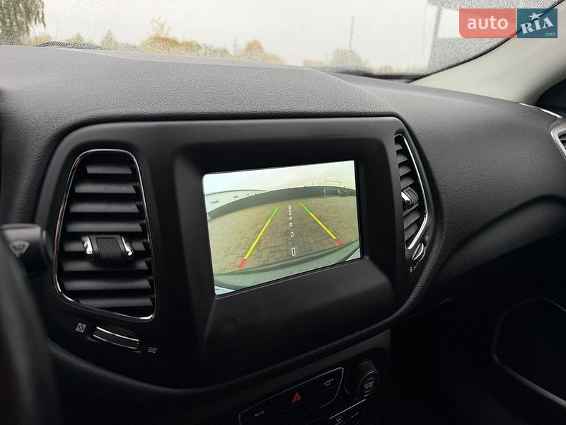 Внедорожник / Кроссовер Jeep Compass 2017 в Калуше