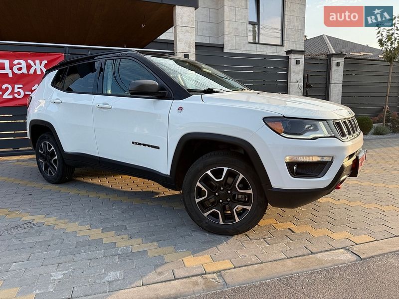 Внедорожник / Кроссовер Jeep Compass 2020 в Киеве