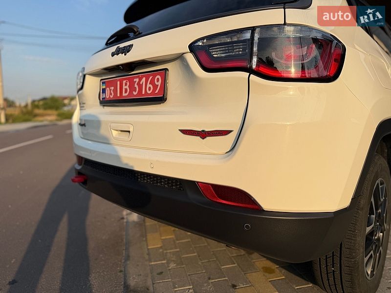 Внедорожник / Кроссовер Jeep Compass 2020 в Киеве