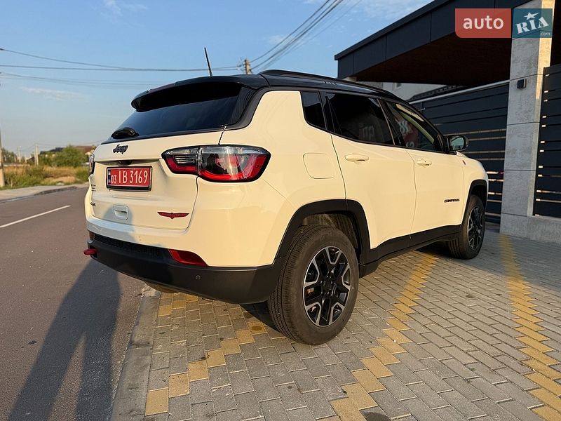 Внедорожник / Кроссовер Jeep Compass 2020 в Киеве