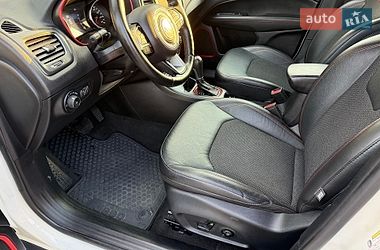 Внедорожник / Кроссовер Jeep Compass 2020 в Киеве