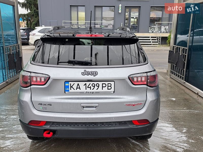 Внедорожник / Кроссовер Jeep Compass 2021 в Киеве
