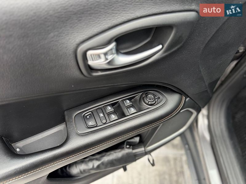 Внедорожник / Кроссовер Jeep Compass 2019 в Виннице