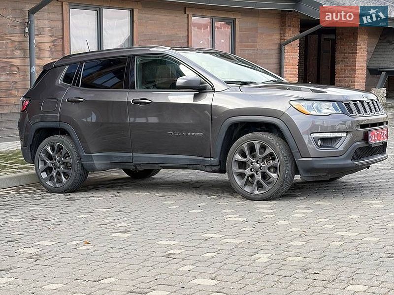 Внедорожник / Кроссовер Jeep Compass 2020 в Кутах