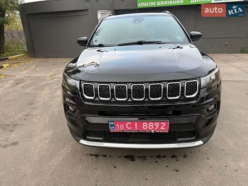 Внедорожник / Кроссовер Jeep Compass 2023 в Киеве