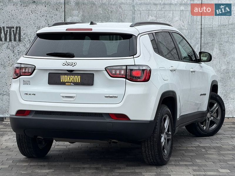 Внедорожник / Кроссовер Jeep Compass 2023 в Киеве