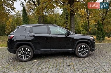 Внедорожник / Кроссовер Jeep Compass 2022 в Киеве