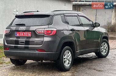 Внедорожник / Кроссовер Jeep Compass 2018 в Киеве