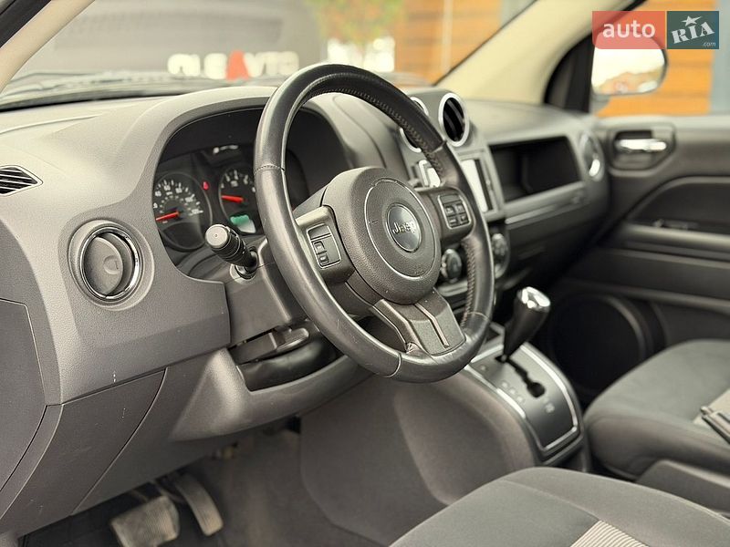 Внедорожник / Кроссовер Jeep Compass 2012 в Виннице