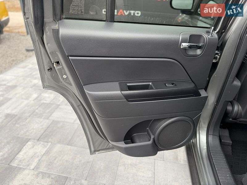 Внедорожник / Кроссовер Jeep Compass 2012 в Виннице