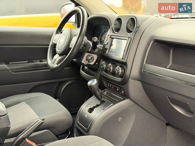 Внедорожник / Кроссовер Jeep Compass 2012 в Виннице