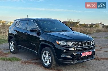 jeep compass 2023 в Рівне від професійного продавця Павло