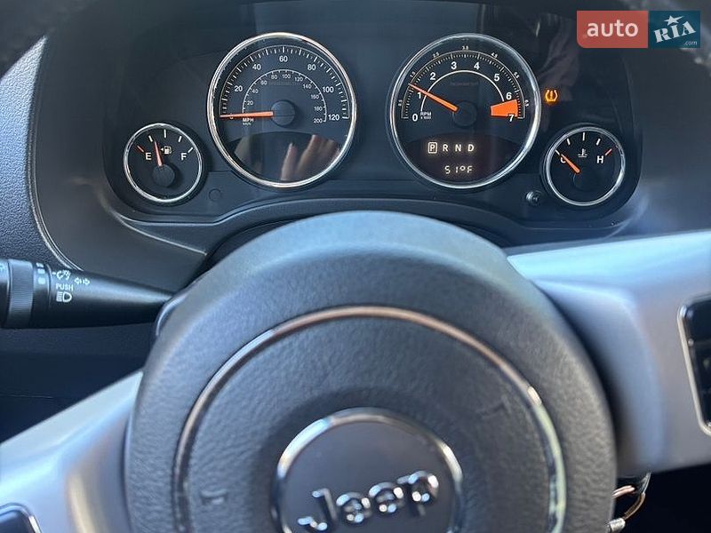 Позашляховик / Кросовер Jeep Compass 2015 в Кременці