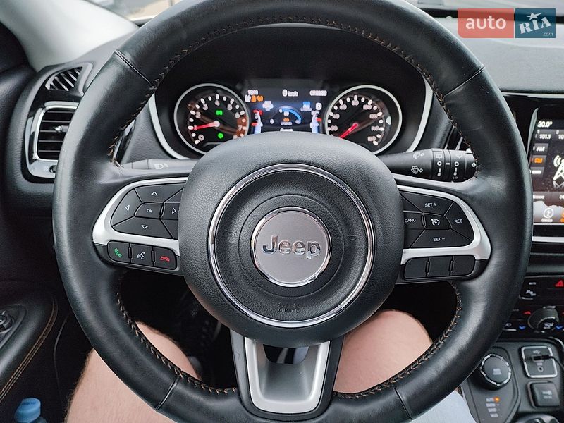 Внедорожник / Кроссовер Jeep Compass 2018 в Виноградове