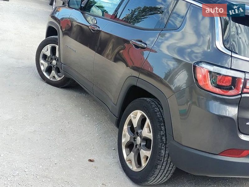 Внедорожник / Кроссовер Jeep Compass 2019 в Каменском