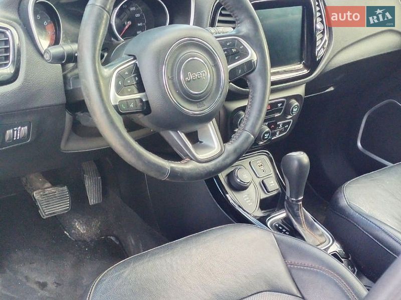 Внедорожник / Кроссовер Jeep Compass 2019 в Каменском