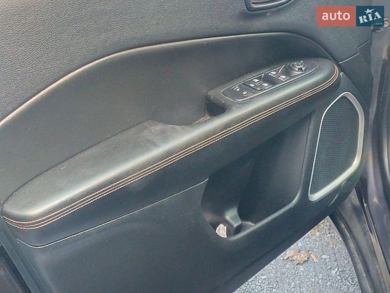 Внедорожник / Кроссовер Jeep Compass 2019 в Каменском