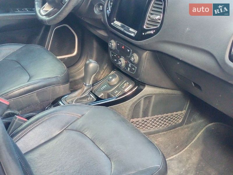 Внедорожник / Кроссовер Jeep Compass 2019 в Каменском