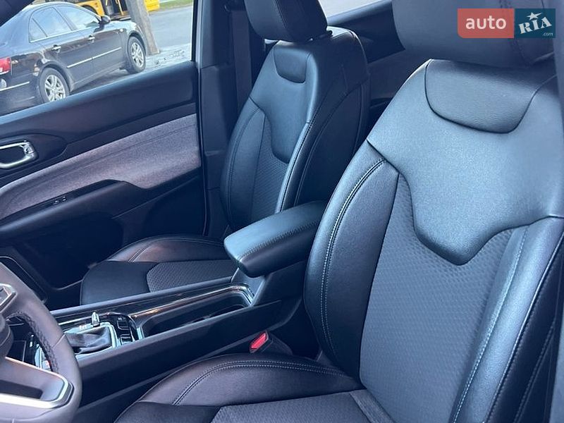 Позашляховик / Кросовер Jeep Compass 2024 в Полтаві