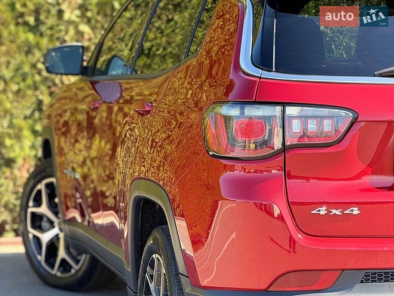 Позашляховик / Кросовер Jeep Compass 2024 в Стрию