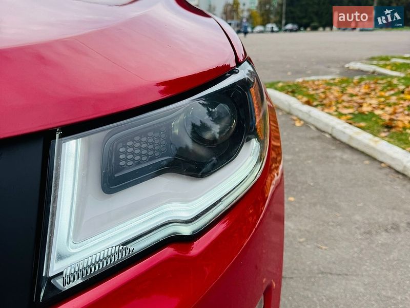 Внедорожник / Кроссовер Jeep Compass 2020 в Ровно