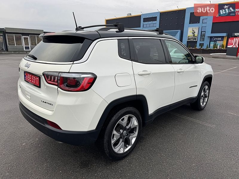 Внедорожник / Кроссовер Jeep Compass 2018 в Киеве