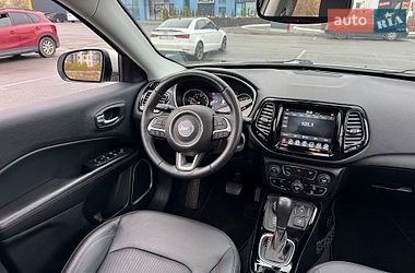Внедорожник / Кроссовер Jeep Compass 2018 в Киеве