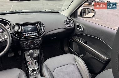 Внедорожник / Кроссовер Jeep Compass 2018 в Киеве