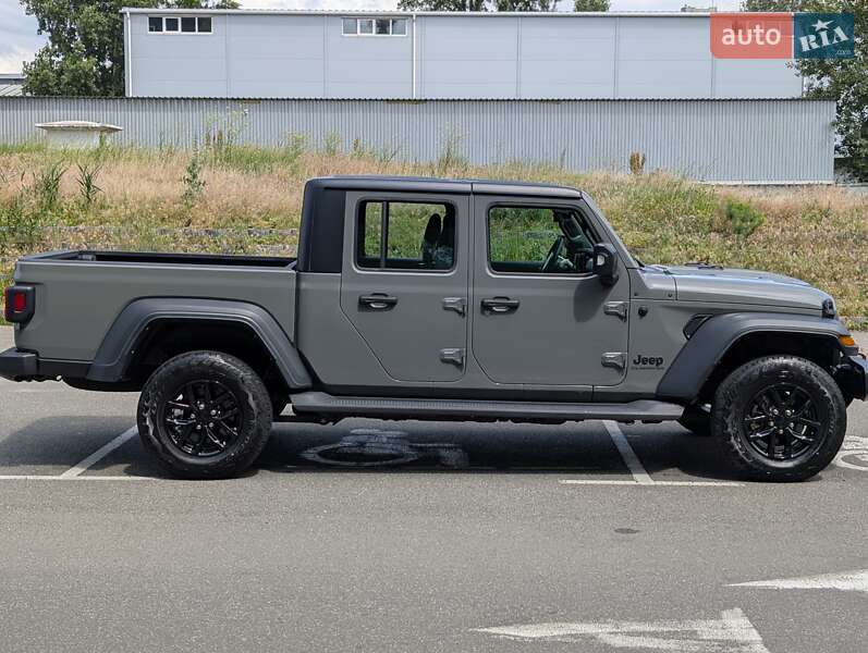 Пикап Jeep Gladiator 2022 в Киеве