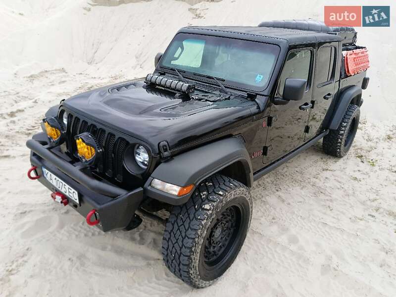 Пикап Jeep Gladiator 2020 в Киеве