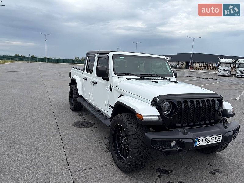 Пикап Jeep Gladiator 2023 в Киеве