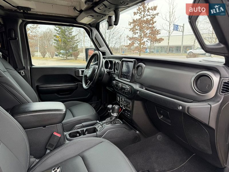 Пікап Jeep Gladiator 2020 в Івано-Франківську