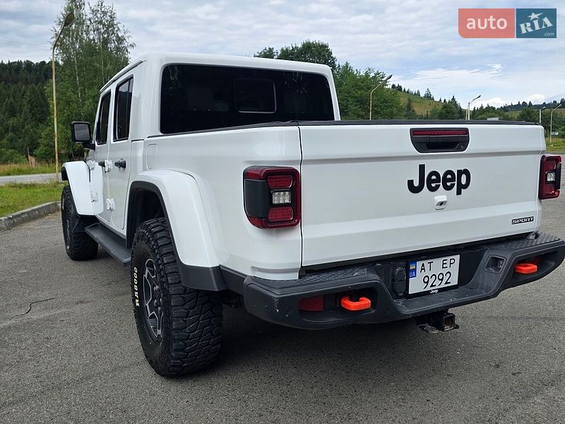 Пікап Jeep Gladiator 2021 в Верховині
