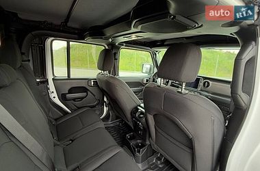 Пікап Jeep Gladiator 2021 в Львові