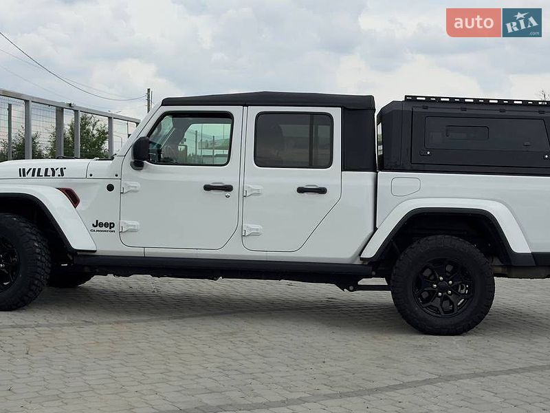 Пікап Jeep Gladiator 2021 в Львові