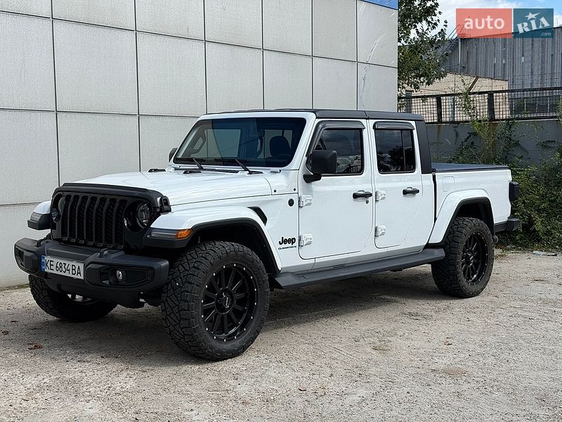 Jeep Gladiator 2023