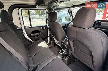 Пікап Jeep Gladiator 2023 в Дніпрі