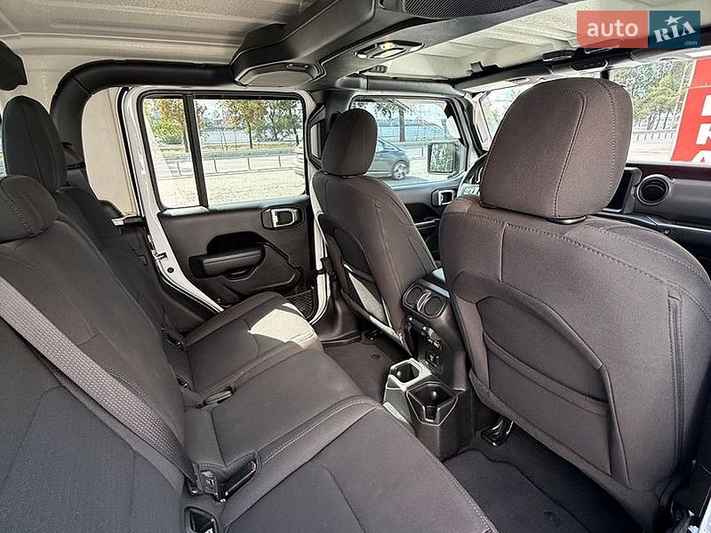 Пікап Jeep Gladiator 2023 в Дніпрі