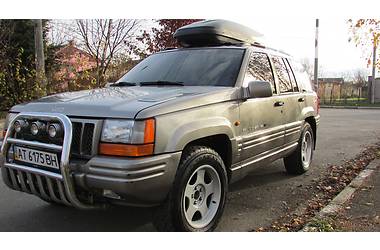 Позашляховик / Кросовер Jeep Grand Cherokee 1995 в Івано-Франківську