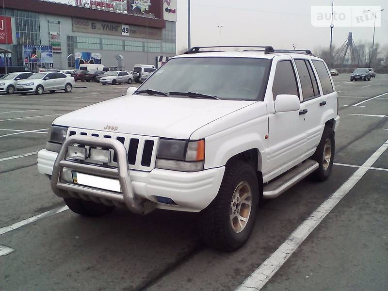 Внедорожник / Кроссовер Jeep Grand Cherokee 1997 в Киеве